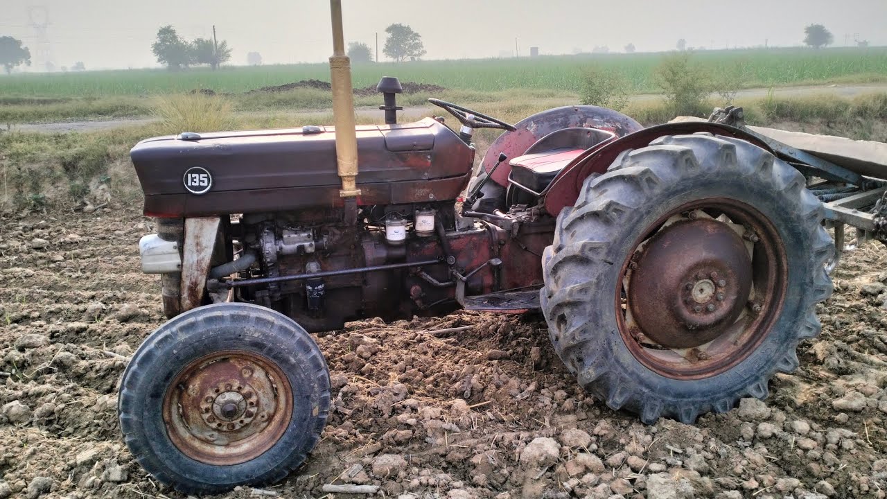 contact no 8077524092 Massey Ferguson 135 made in England full original punjab no 1970 modal