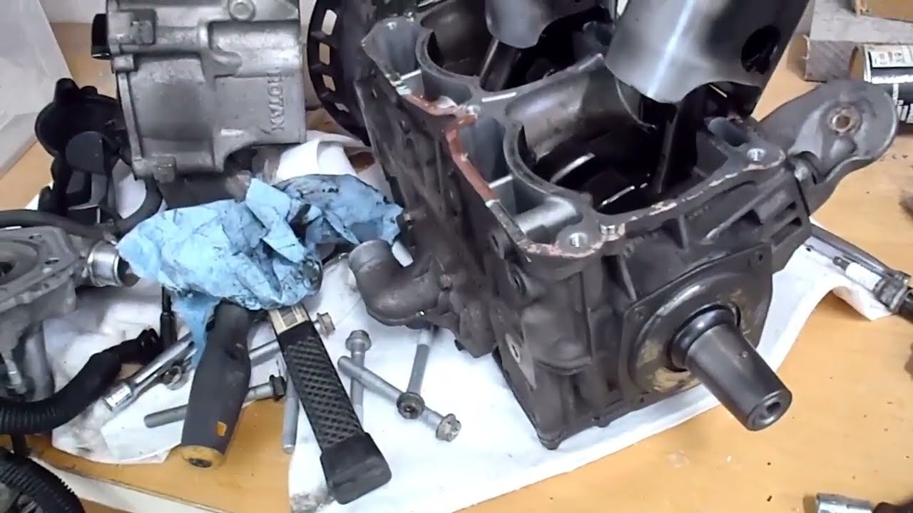 Teardown the top end of the ETEC 800  Rebuild part 1