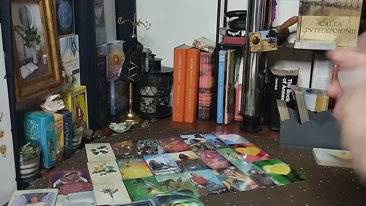 Nu te mai comporta ca co pisica speriata.Roagate ,mediteaza pentru a-ți intarii credinta