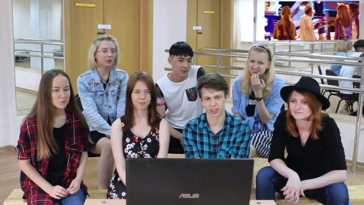 Coffee dance: KARD - Hola Hola + Hola Debut Showcase Stage (MV reaction) [ENG SUB]
