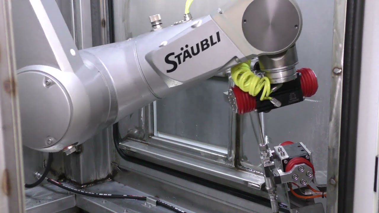 Sistema robotizzato con lavaggio alta pressione