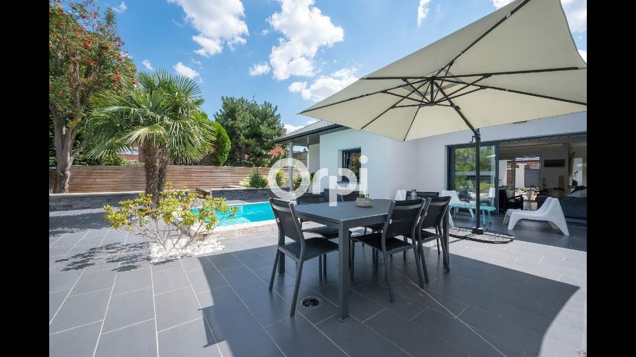 Très belle maison lumineuse avec piscine à Douai