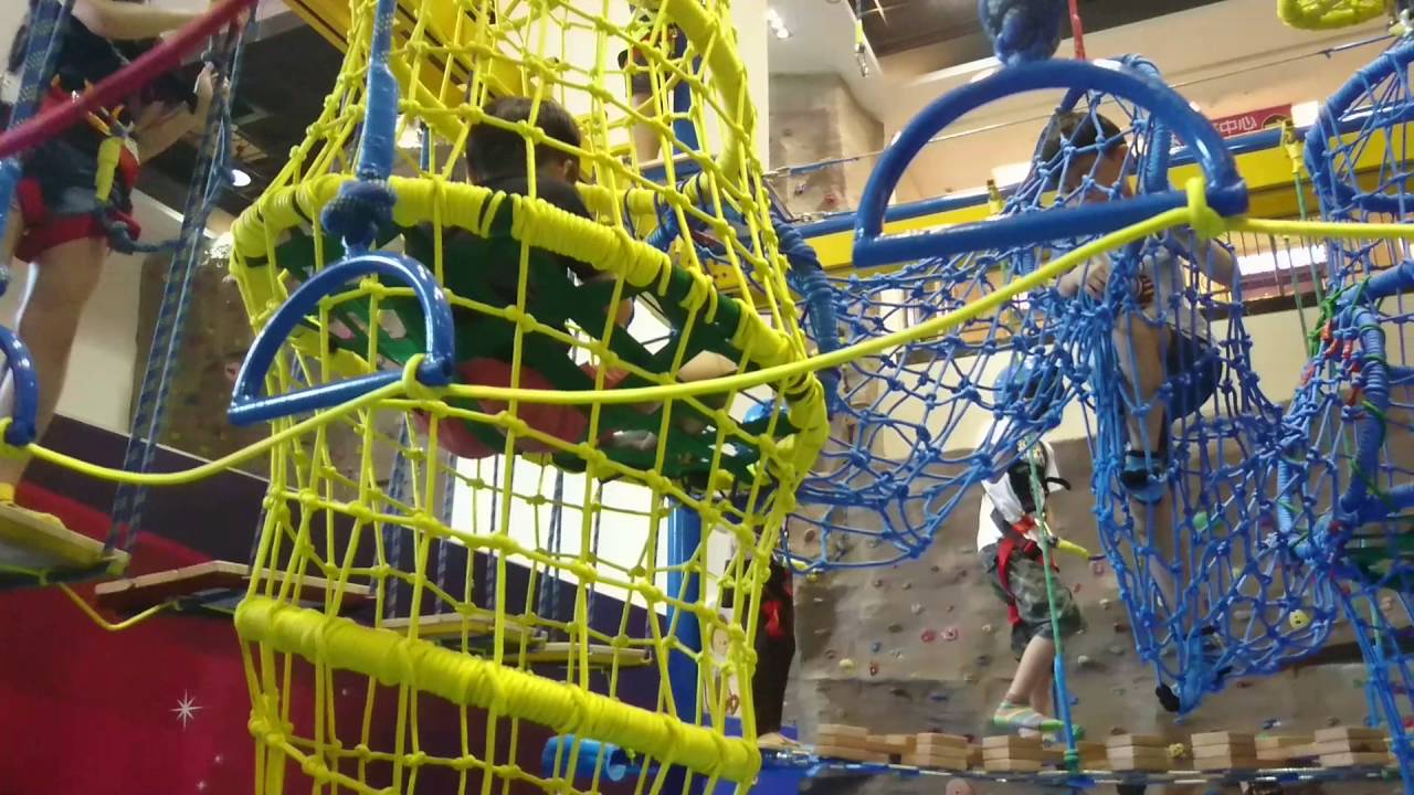 奇幻島遊樂園義大館(第二層攀爬設施) -高雄親子室內空中遊樂園