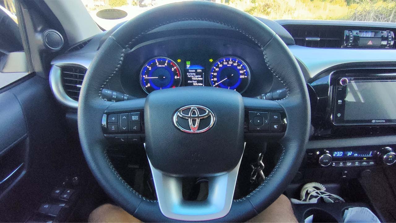 2020 Toyota Hilux / Revo AT POV Test Drive