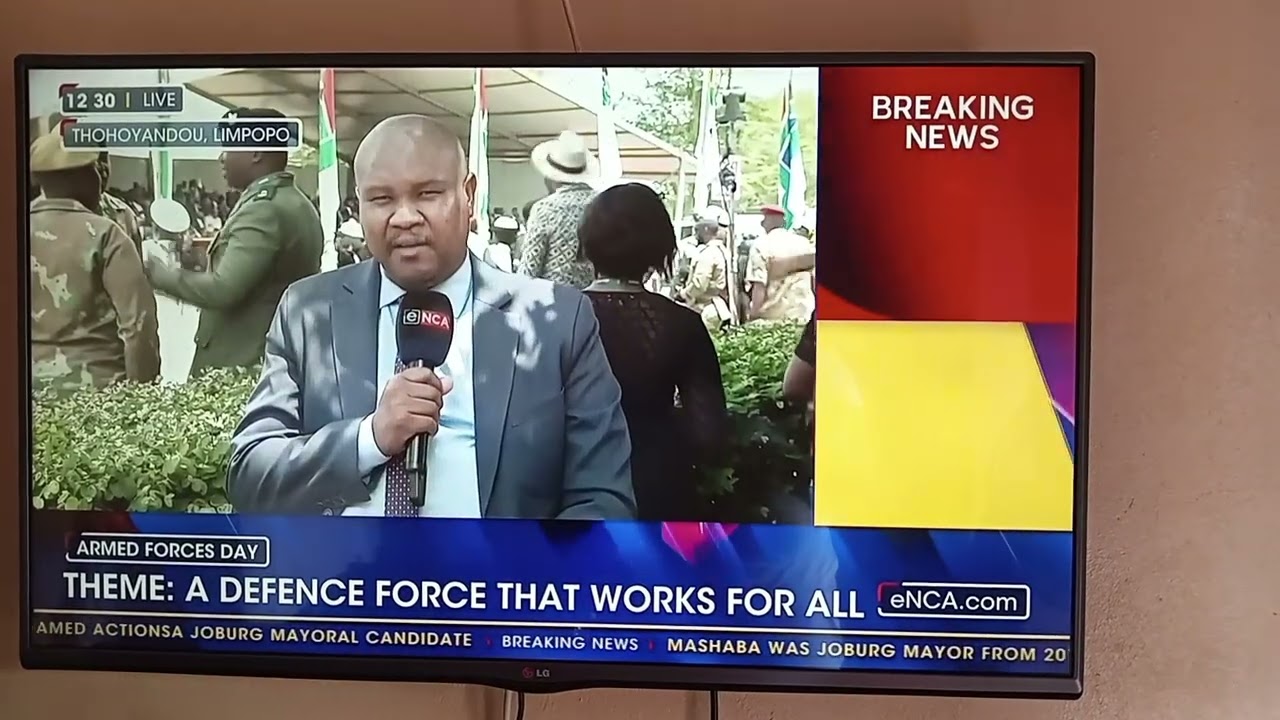 SA Military in limpopo province thohoyandou 💚🤍🥰🥰 parade 
