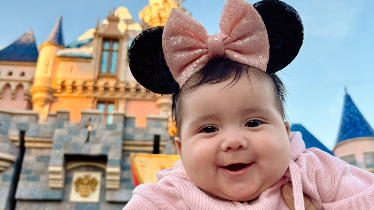 VLOG #25 PENELOPE’S FIRST TRIP TO DISNEYLAND