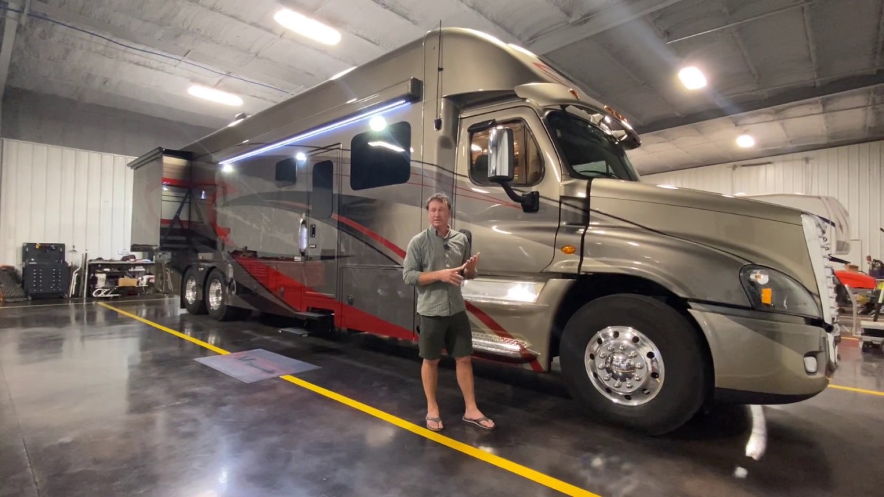 2020 Showhauler 41ft Coach Sold @ Performance Motorcoaches @Performancetx