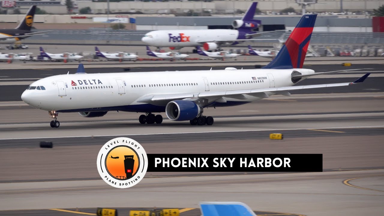 Phoenix Sky  Harbor Airport Plane Spotting: SF 49ers charter flight UA 787-9, DL 767, A330, and more