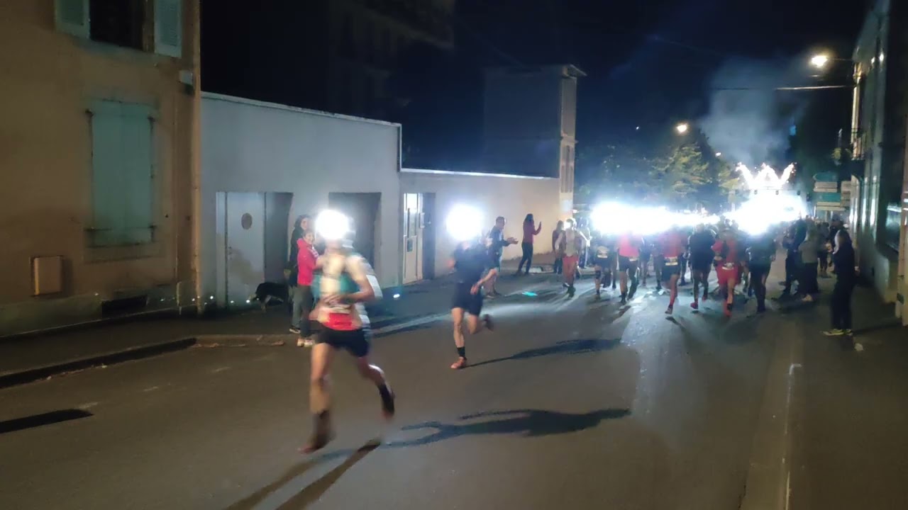 Départ de la course aux étoiles 2022 à Bagnères de Bigorre