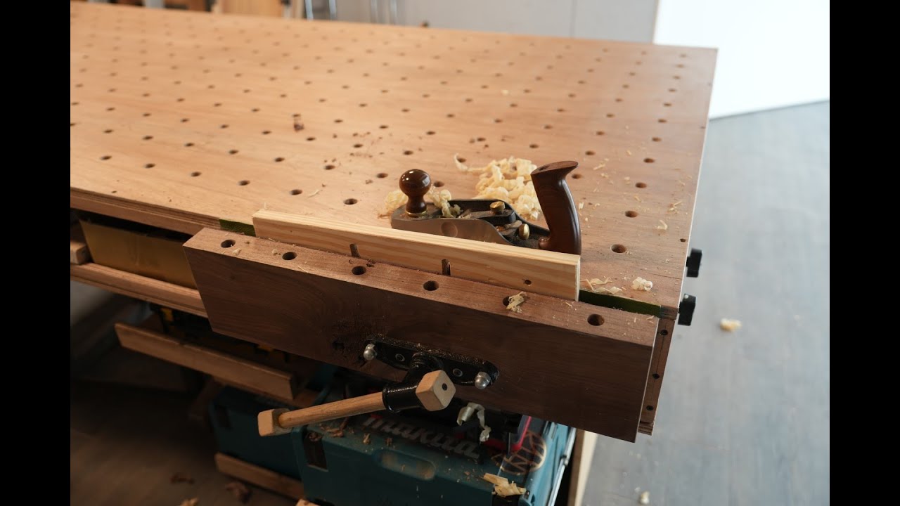 Paulk workbench with vice，upgraded my old workbrench. -Woodworking Projects Plans