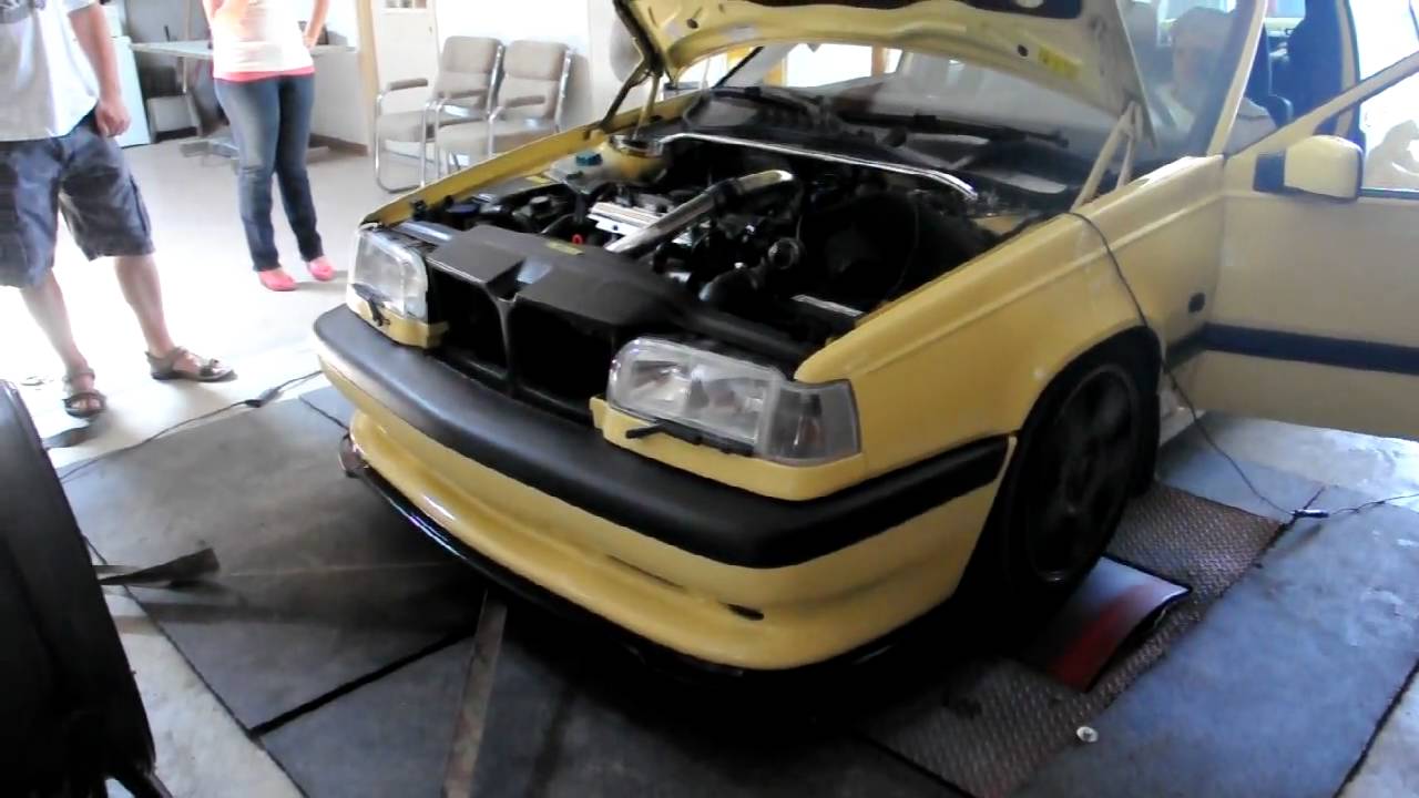 Volvo 850 T5 R Yellow Dyno Pull Video