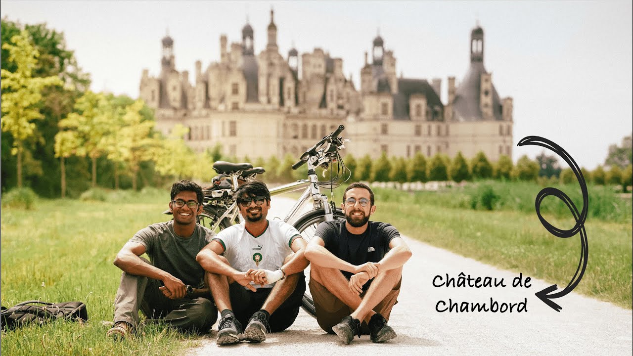 Exploring Blois and Chambord by Bike : Paris Escape