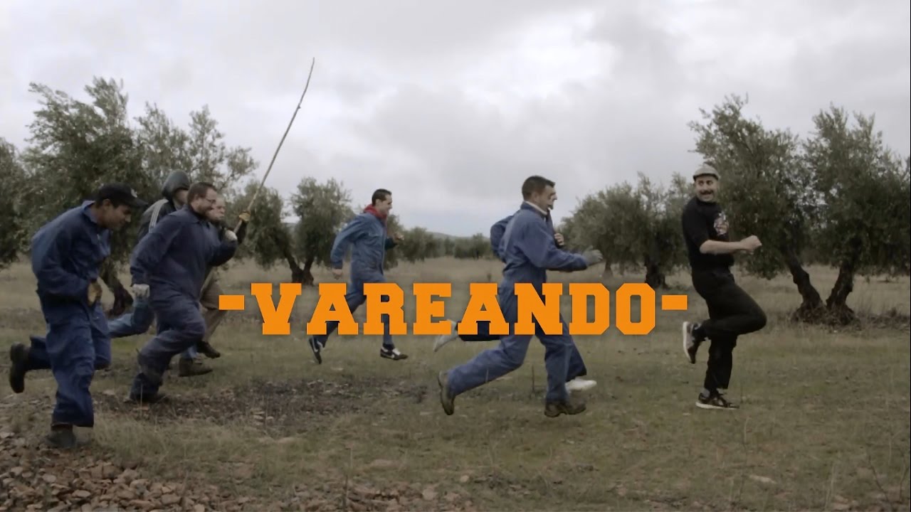 Agust&iacute;n Dur&aacute;n y Gente del Campo- Vareando (Parodia de Bailando de Enrique Iglesias)
