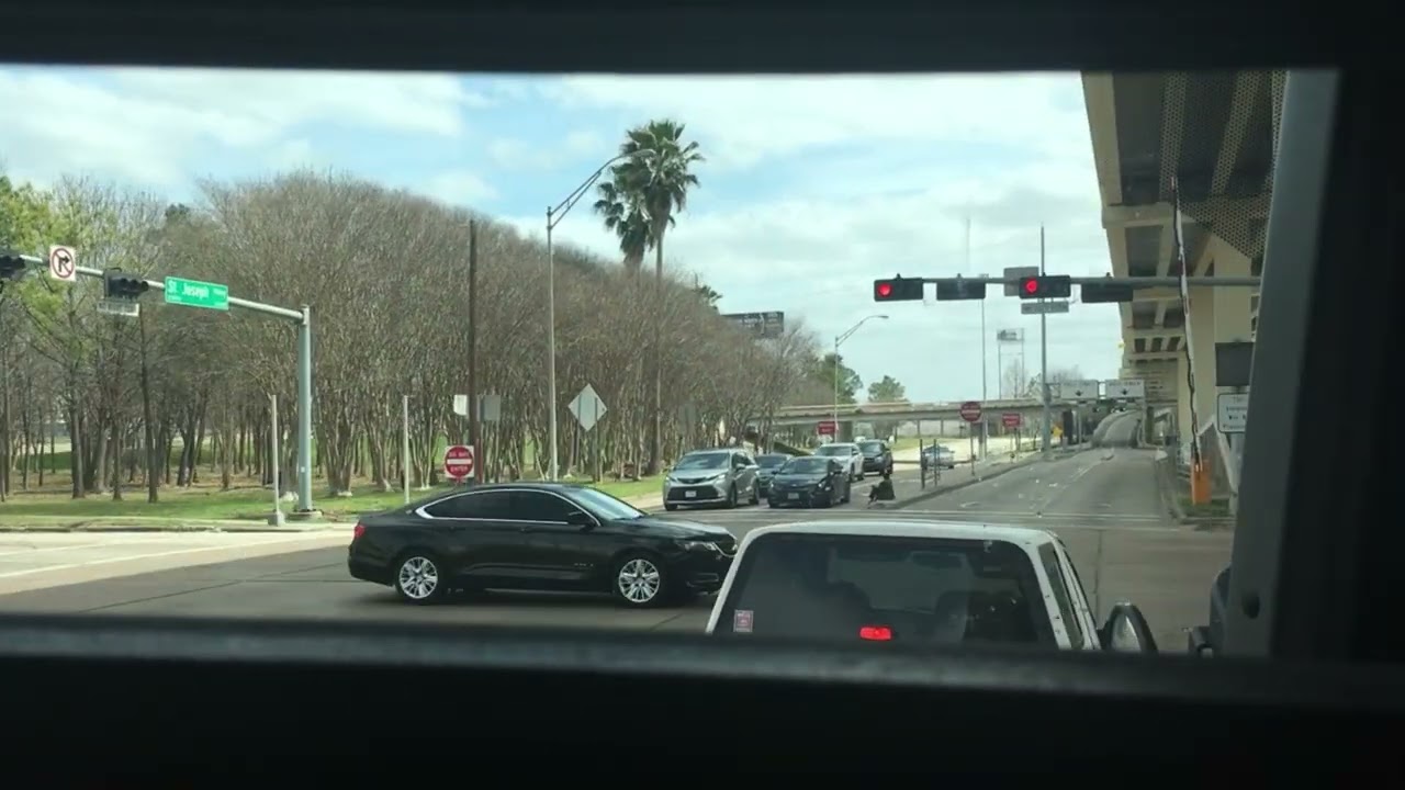 500 Downtown Direct, GRB - Hobby Airport