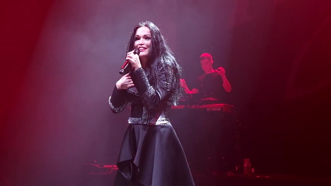 Tarja - Victim Of Ritual / Into The Sun (live) @ Shepherd's Bush Empire, London - 16.02.26
