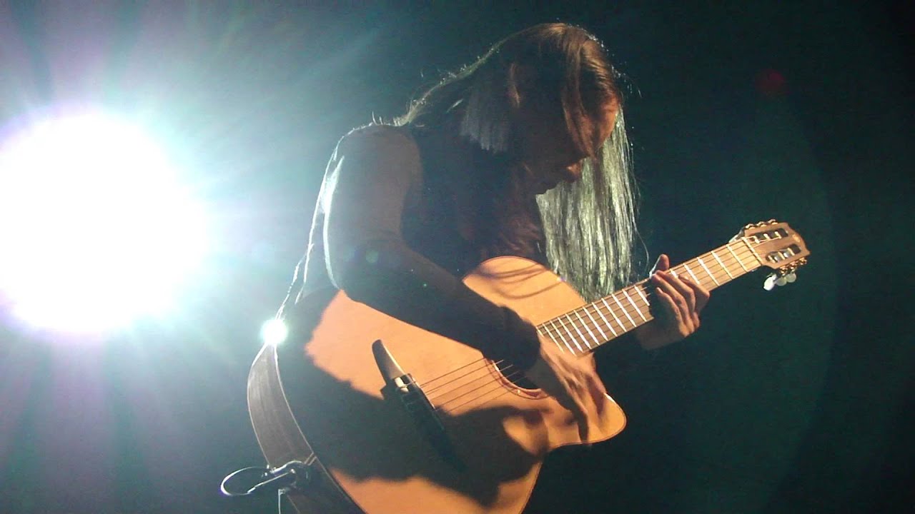 Rodrigo y Gabriela - Gab Solo - LIVE Berlin 2011 [HD]