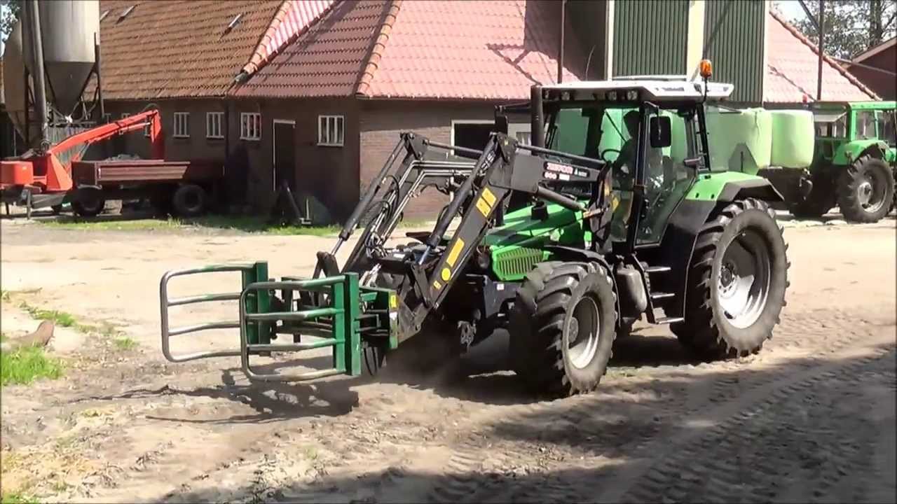 Balen stapelen met de Deutz Agrostar 6.08