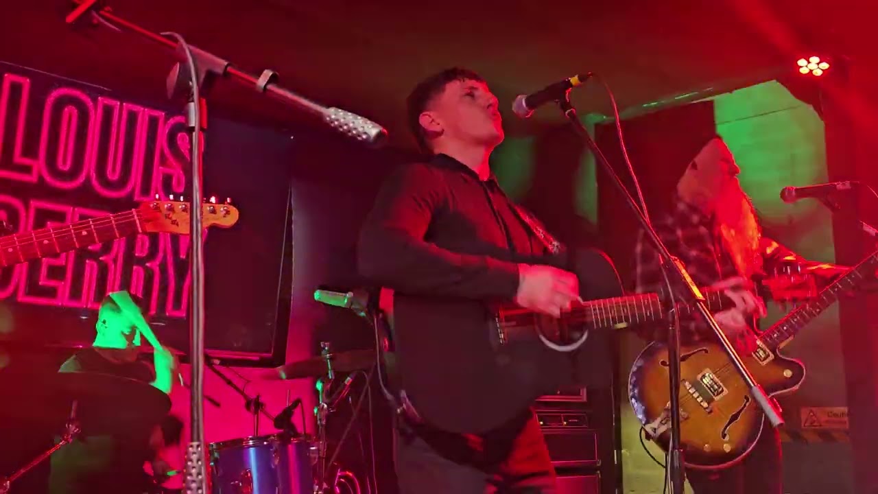 Louis Berry ( Restless) 31/1/26, ARC:HIVE Liverpool. Vid by peter kevan. 