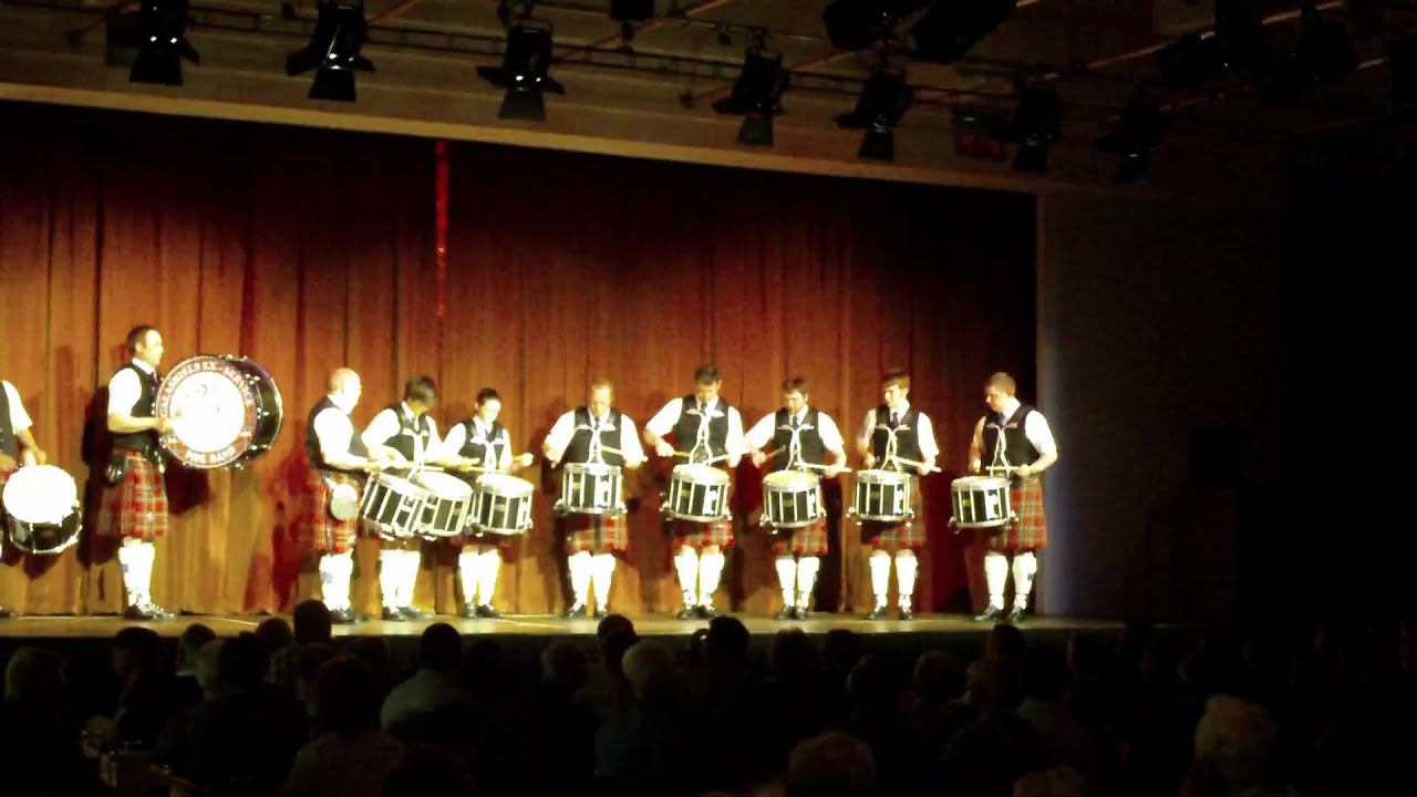 Galashiels Ex-Service Pipe Band Drum Corps - Drums Aloud