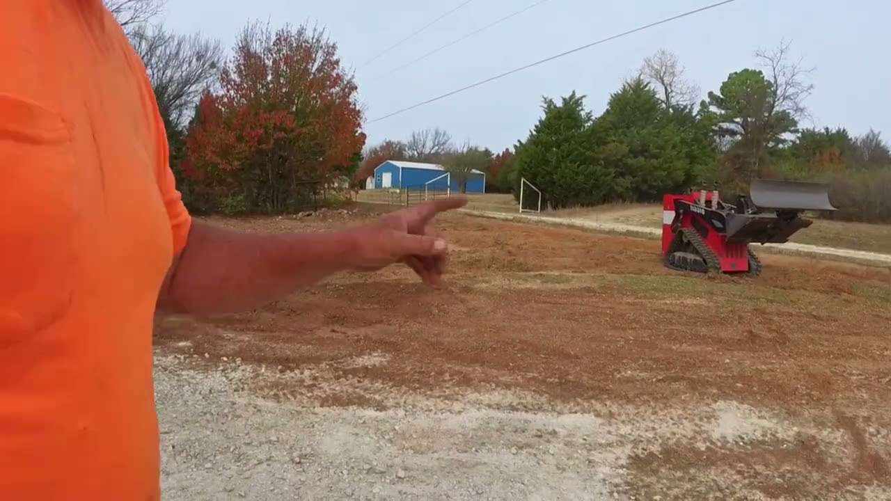 SCL850 Skidsteer- Leveling Dirtwork with 5ft Blade