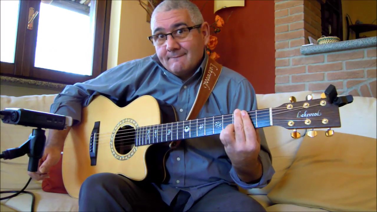 Futura - Lucio Dalla - DADGAD  fingerstyle by Leonardo Crenna