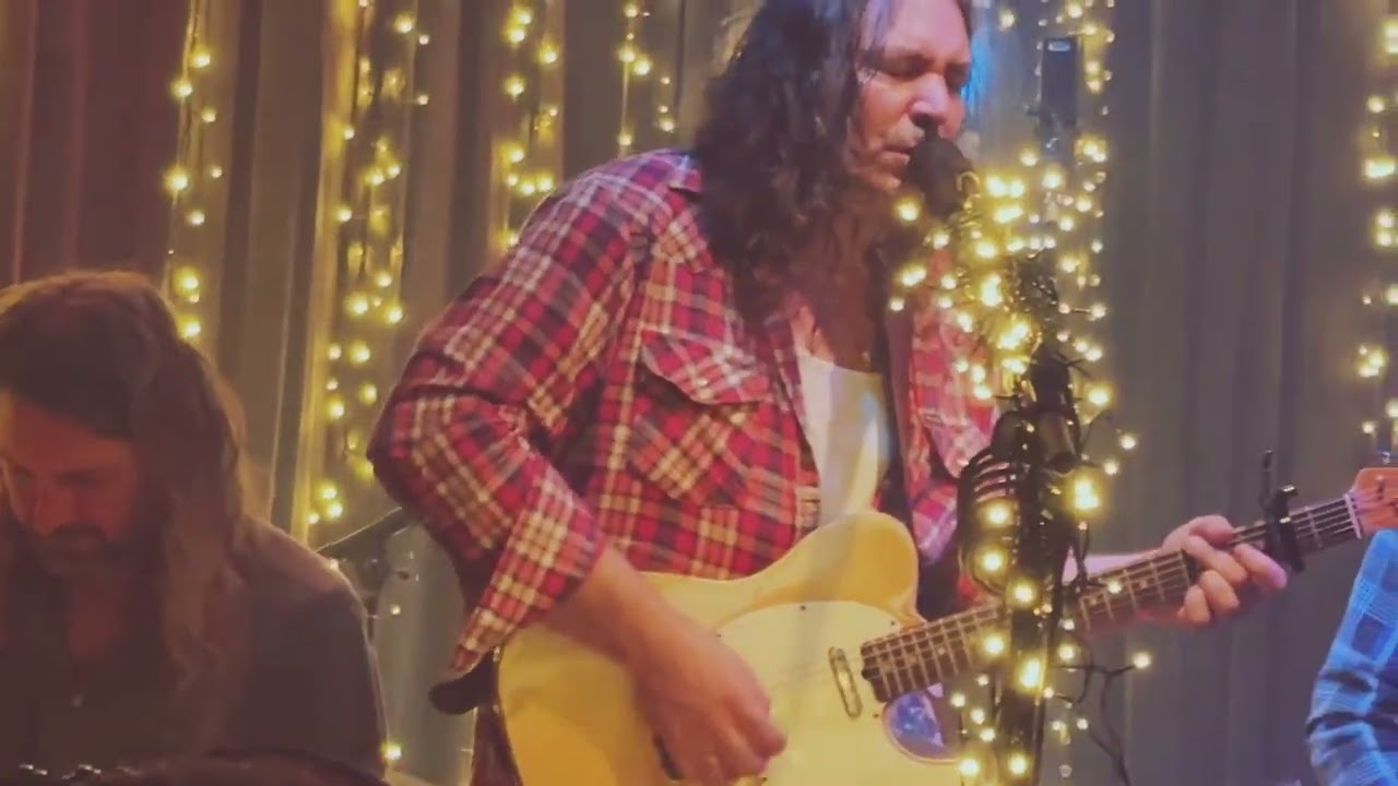 The War on Drugs w/ Kurt Vile: Arms Like Boulders