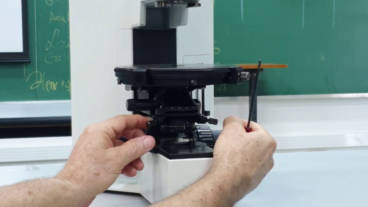 Microscópio petrográfico - componentes