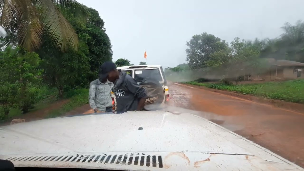 WHEN YOUR CAR BREAKS DOWN IN THE MIDDLE OF THE JUNGLE IN Sierra Leone West Africa