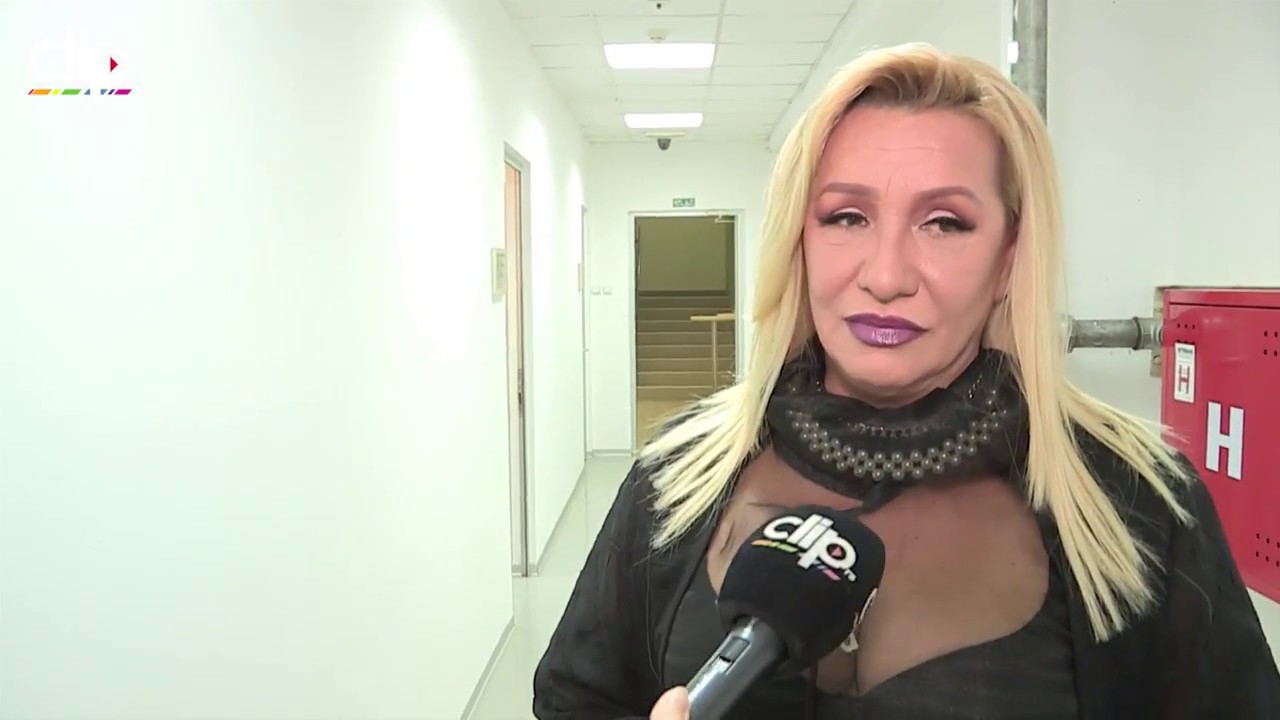 Vesna Zmijanac o unuci