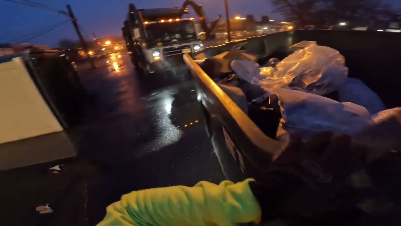 Garbage Truck All Pull Out Containers