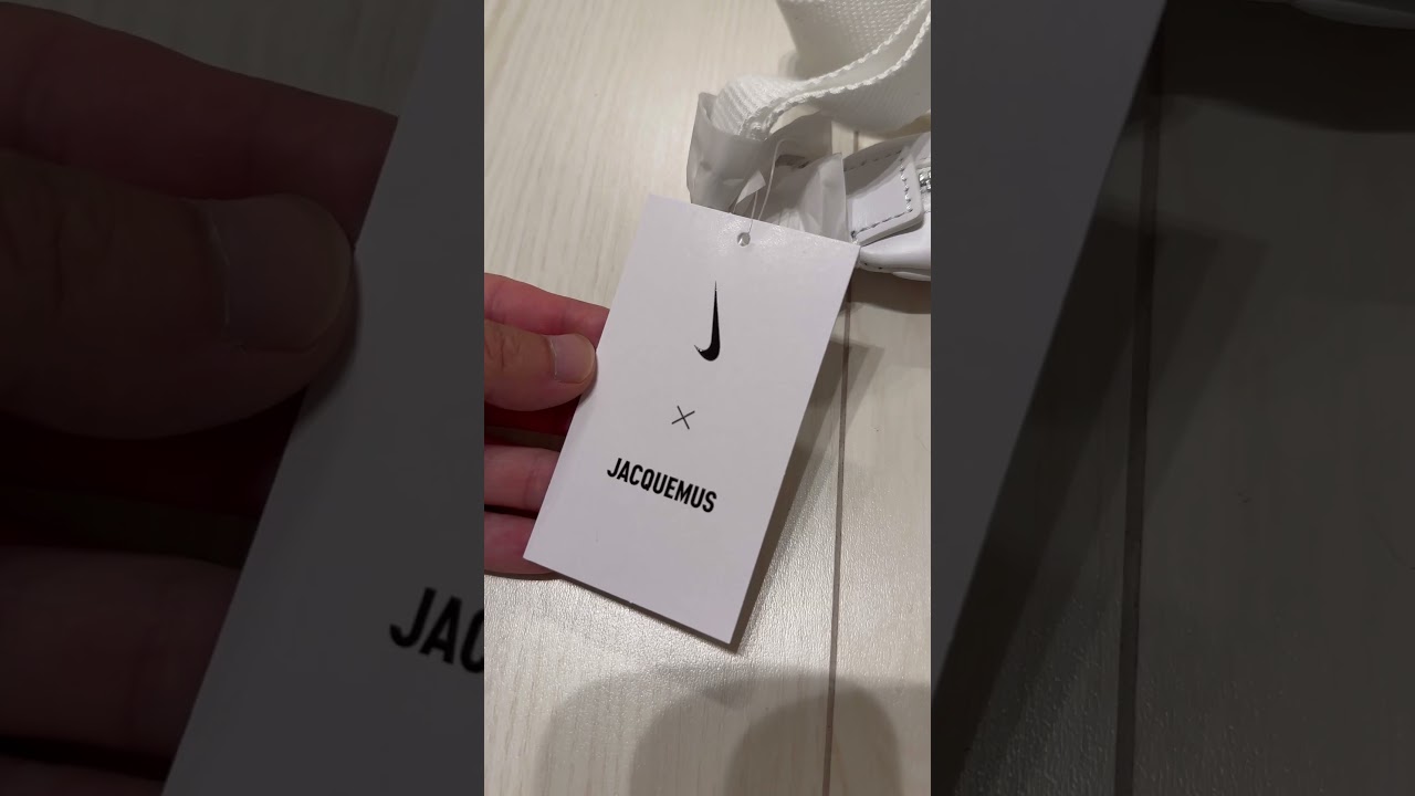 【ON SALE】 NIKE &times; JACQUEMUS le SWOOSH 