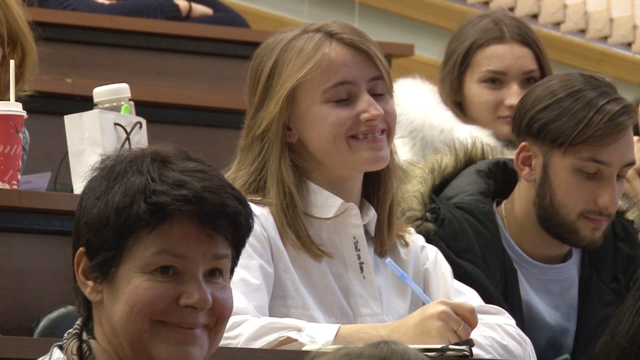 День открытых дверь в Институте иностранных языков имени Мориса Тореза.