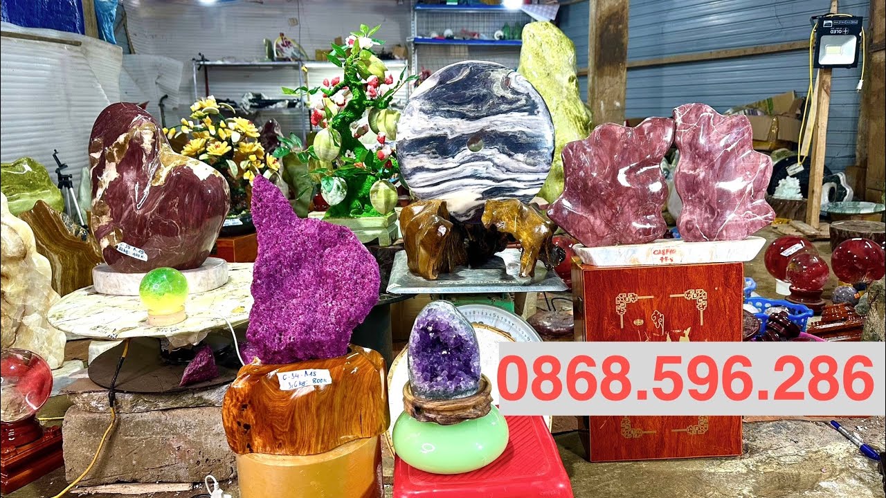 đá quý đá tự nhiên nguyên khối, chiêu tài hút lọc cho gia chủ, dt 0868.596.286 ngày 25/2/26