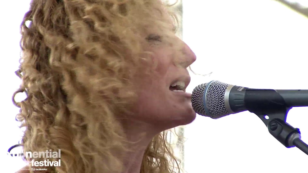 Kathleen Edwards - "Back to Me" (2019 XPoNential Music Festival)