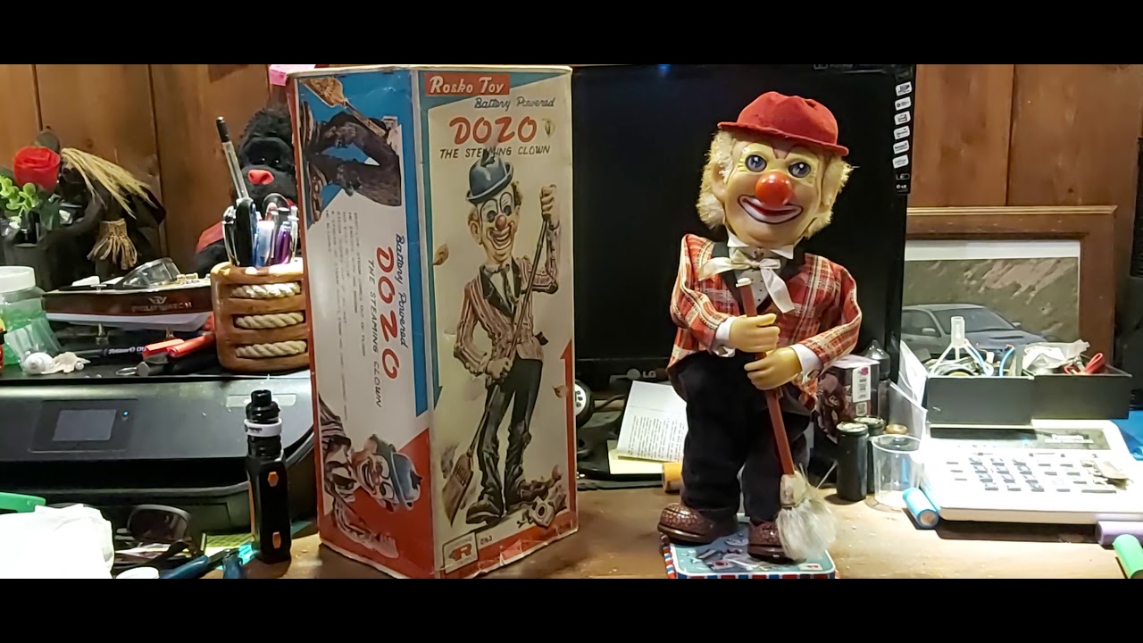 DOZO THE STEAMING CLOWN battery operated by Rosko Toy - WORKS GREAT - Vintage Japan Toys 1965