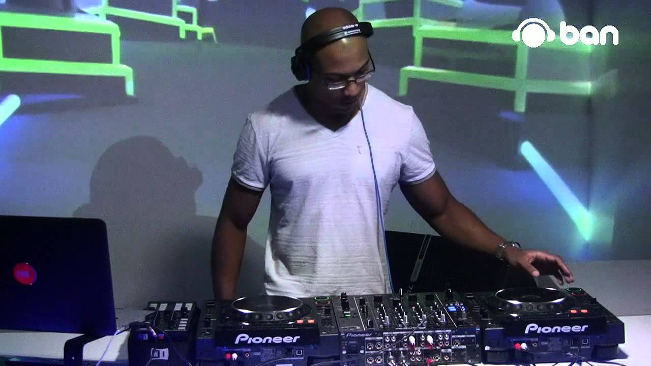 [DJ SET] GKD @ Ban High School #32 @ Ban TV