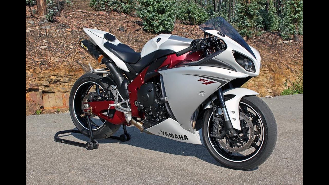 YAMAHA YZF-R1 2009 (Crossplane) - Walk around