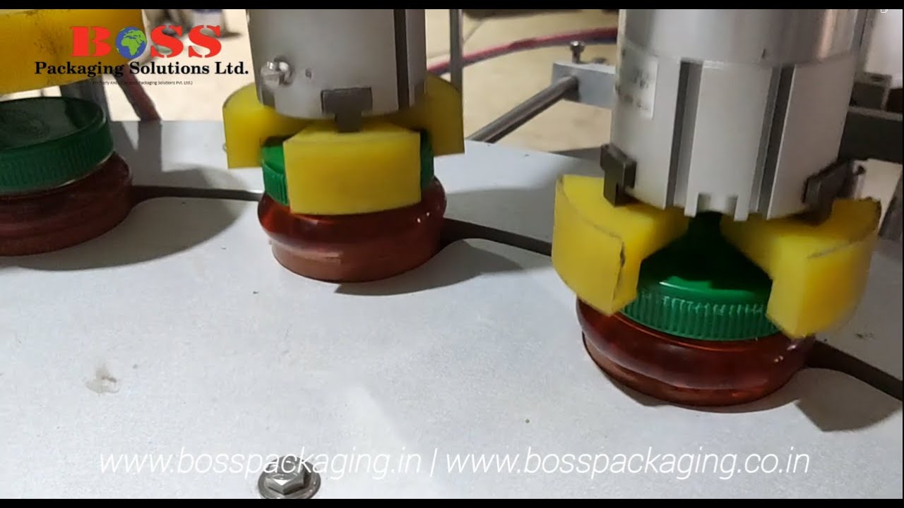 Double Head Screw Capping Machine