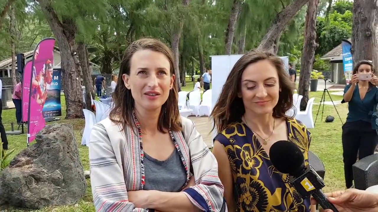 Camille Cottin et Camille Chamoux amoureuses de l'île