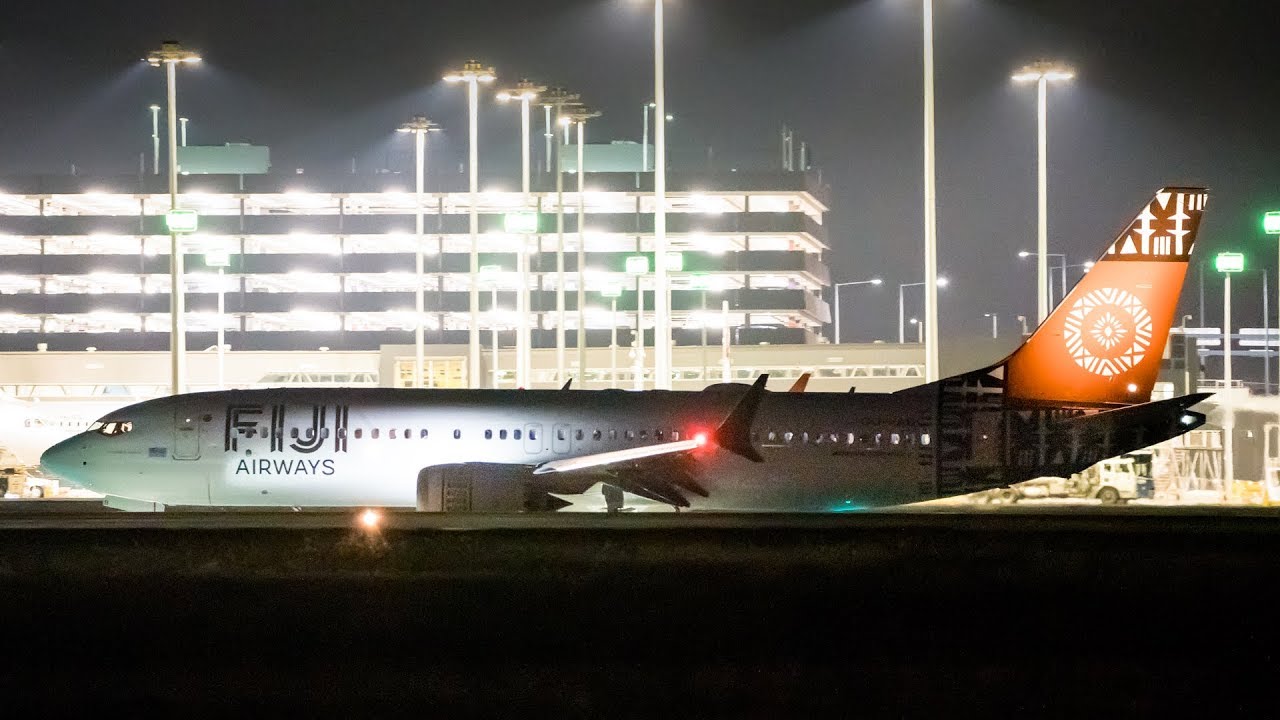 FIRST Boeing 737-8 MAX Landing Melbourne Airport | Fiji Airways | DQ-FAB