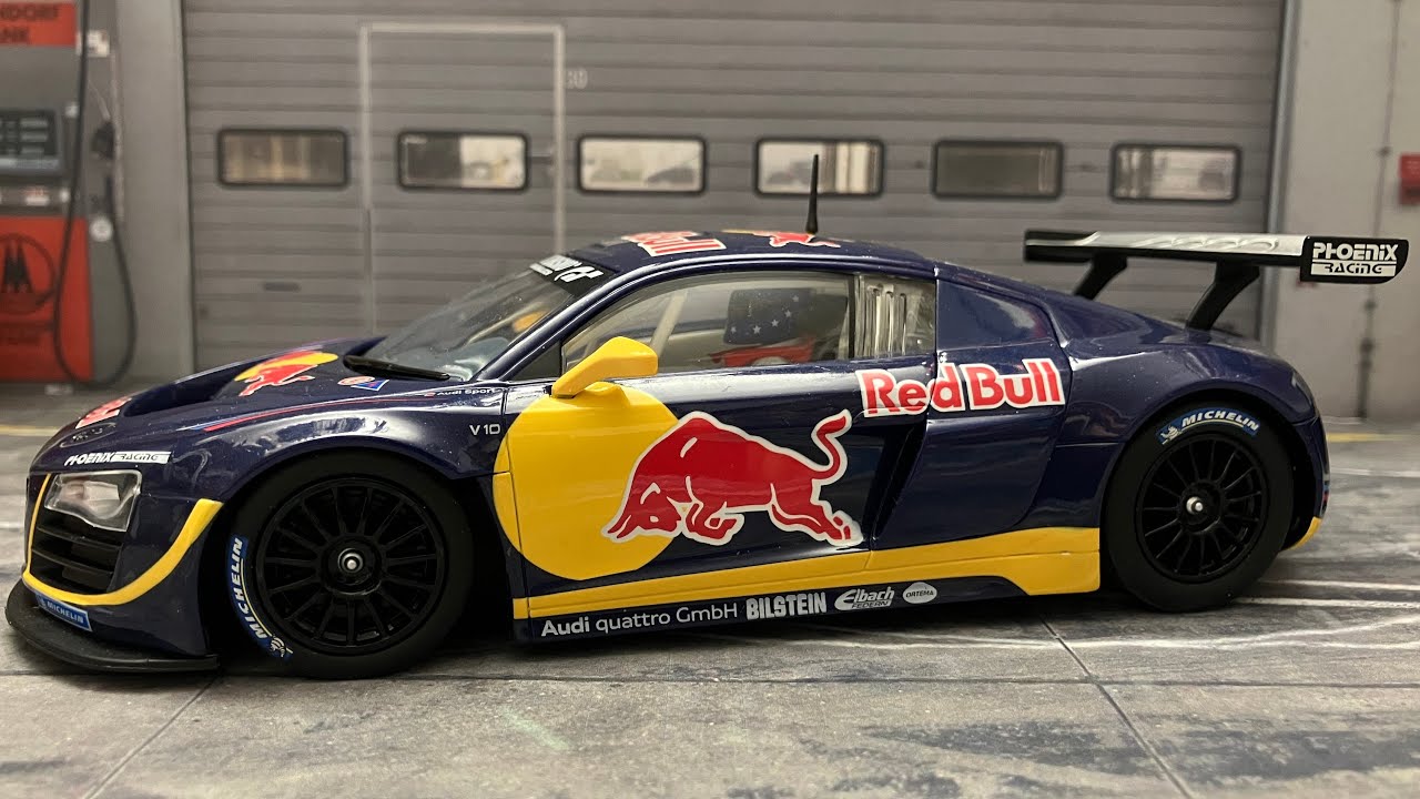 Carrera Digital 124 - Audi R8 LMS - Phoenix Racing Racetaxi