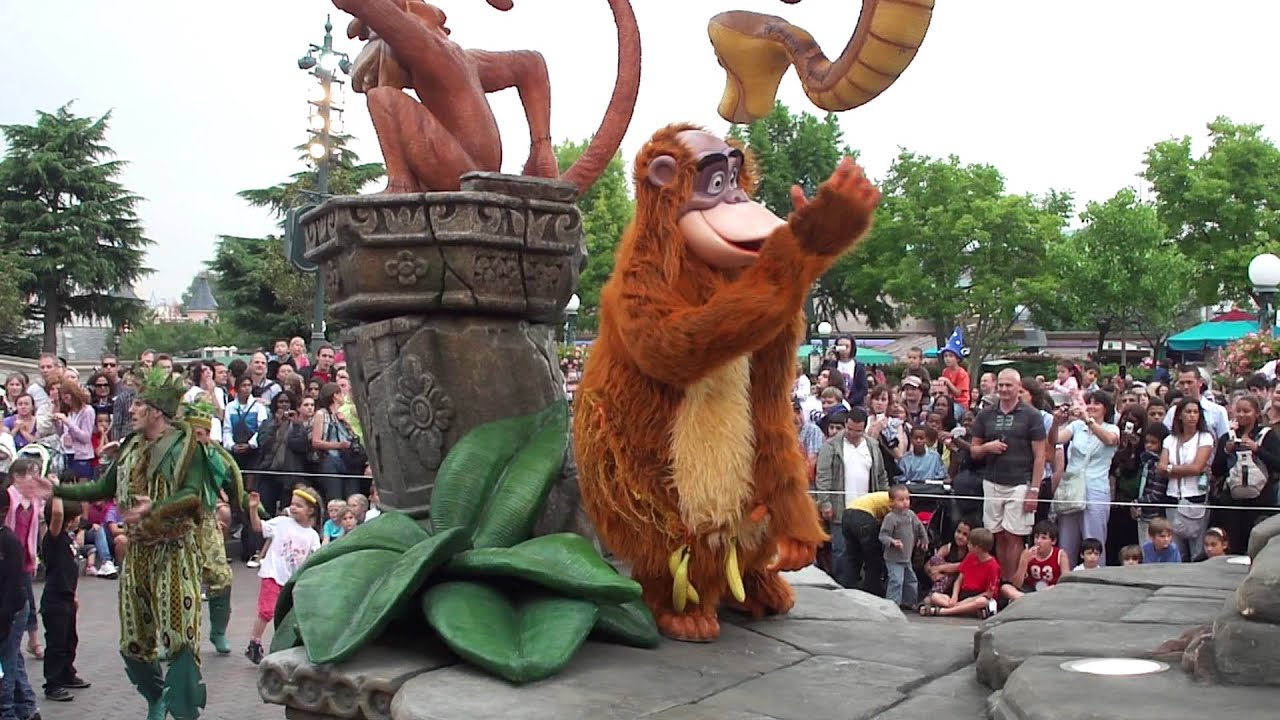 Once Upon A Dream Parade - Lion King and Jungle Book (Disneyland Paris)