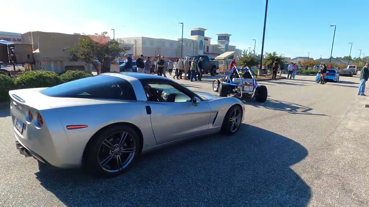 cars and coffee #carsandcoffee #carcommunity #classiccarsculture #cruisein #classiccarcommunity#auto