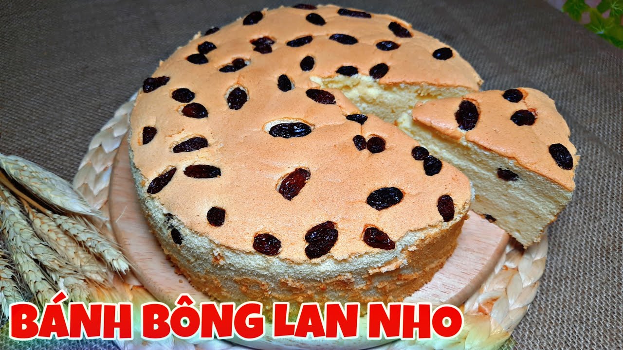 B&Aacute;NH B&Ocirc;NG LAN NHO - Grape sponge cake recipe || Lazi Kitchen
