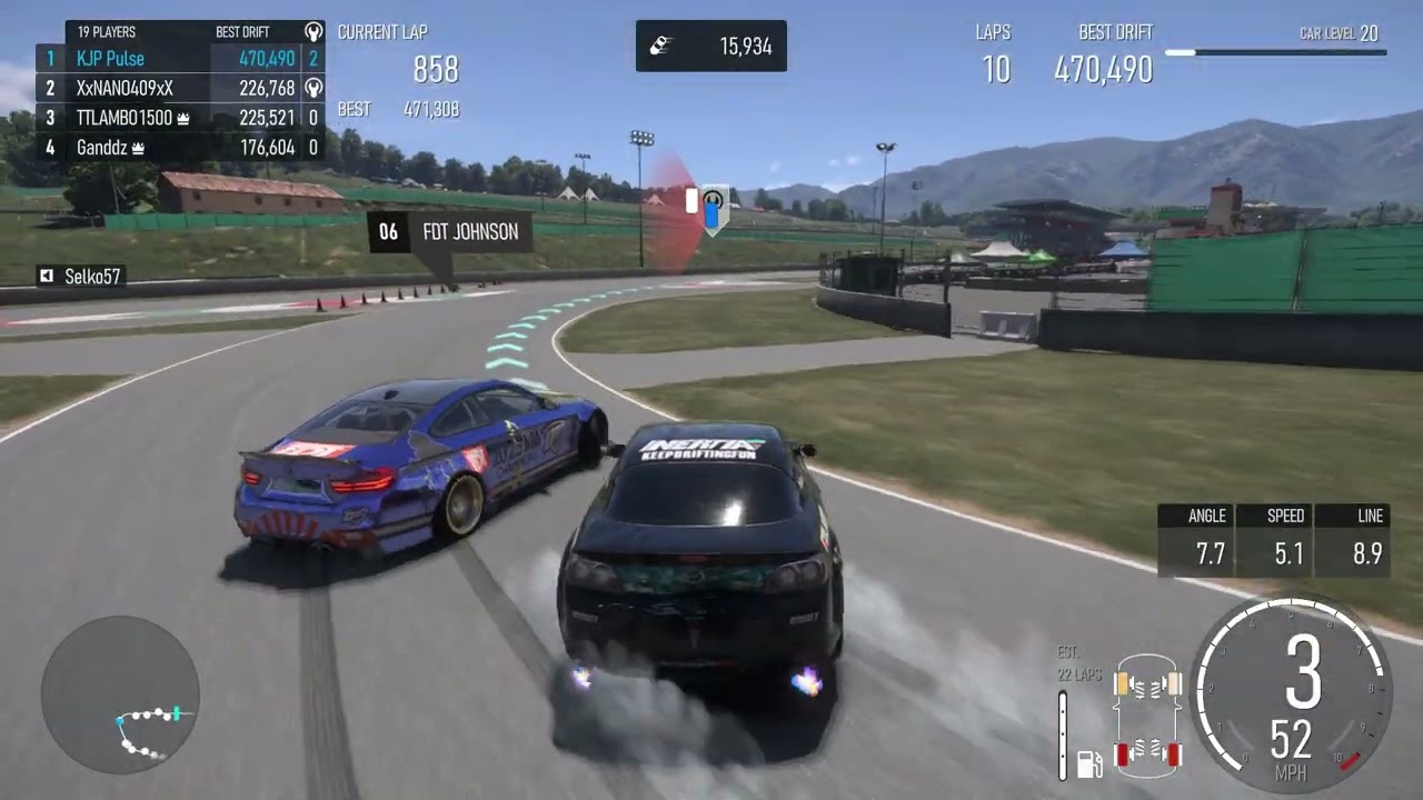 BMW M4 doing 360 drifts in Forza Motorsport