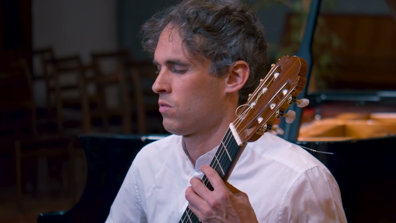Pierre Willimann plays 