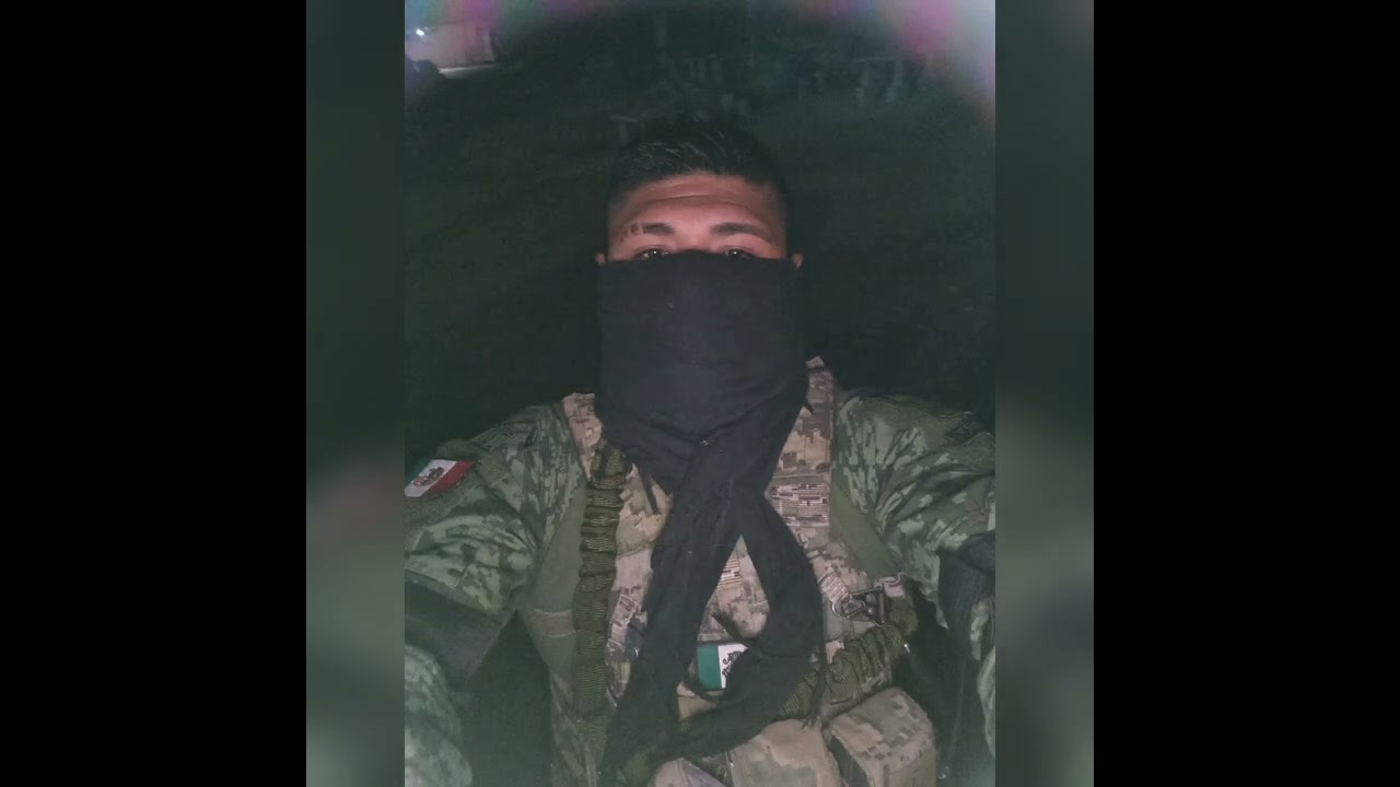 RAYO SIERREÑO- ( El comandante Oso )