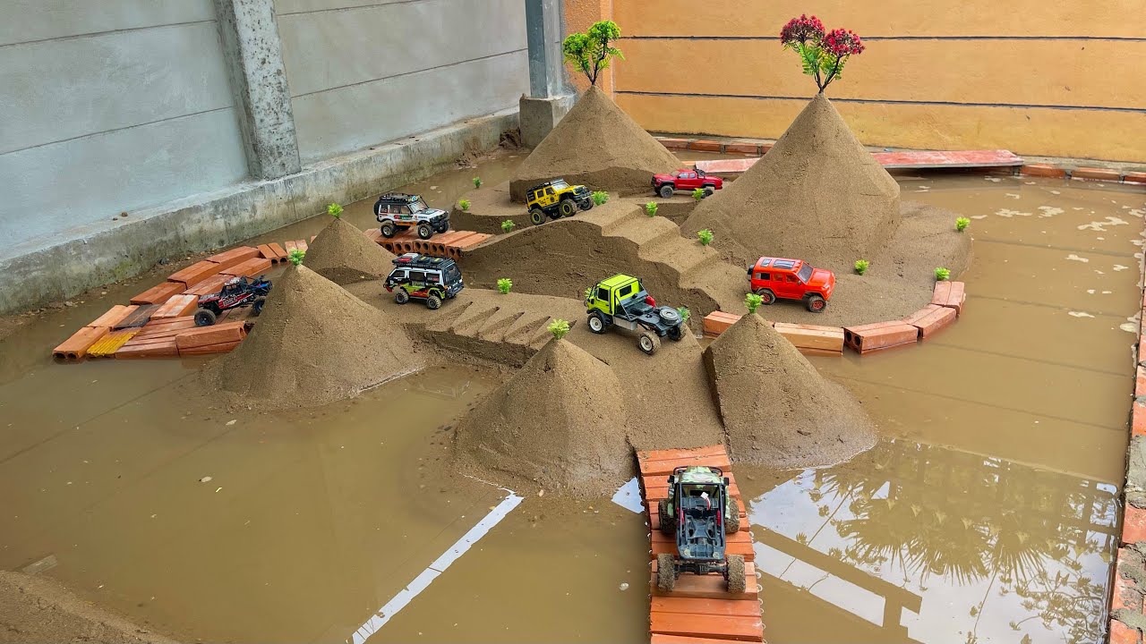 RC Off Road Island Challenge &ndash; Crazy Bridge Crossing Over Water!