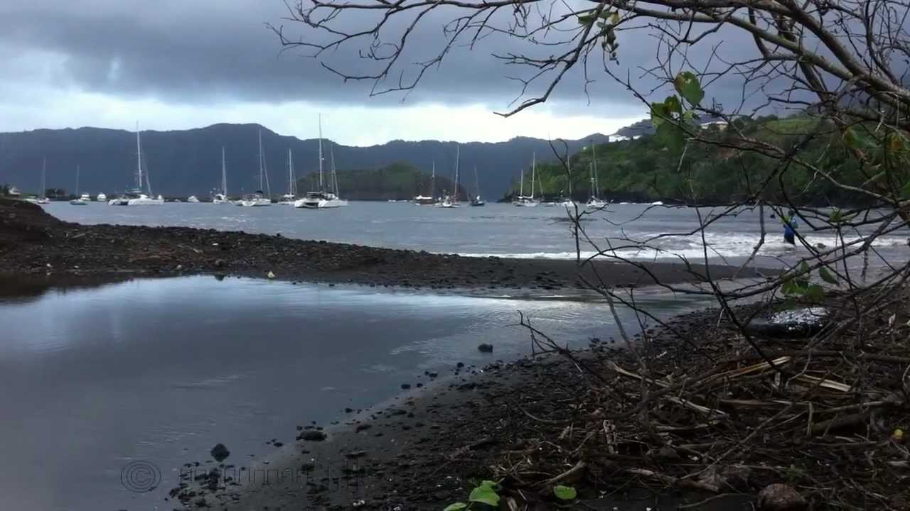 MY WAY .5 Iles des Marquises - Hiva-Oa - Baie de Tahauku - Atuona - Formosa 51 - 2011