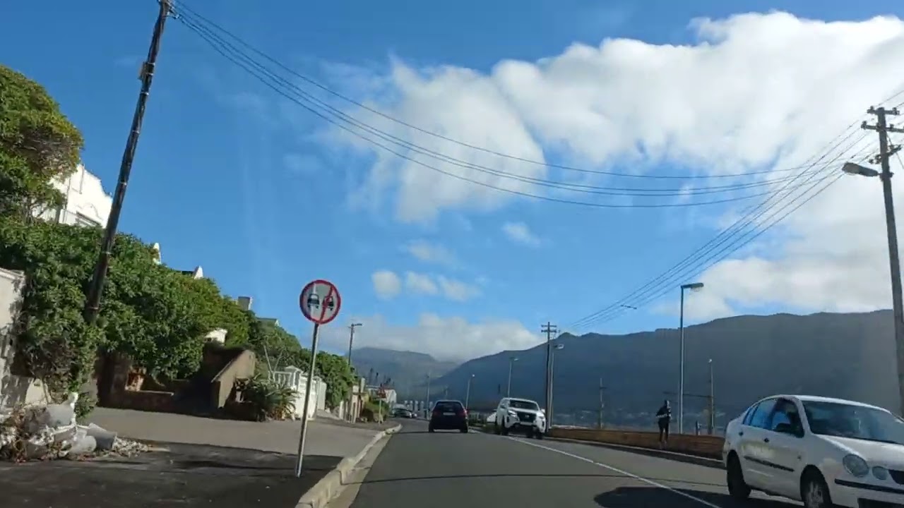 Simonstown to the southern suburbs on a Sunday morning in Cape Town